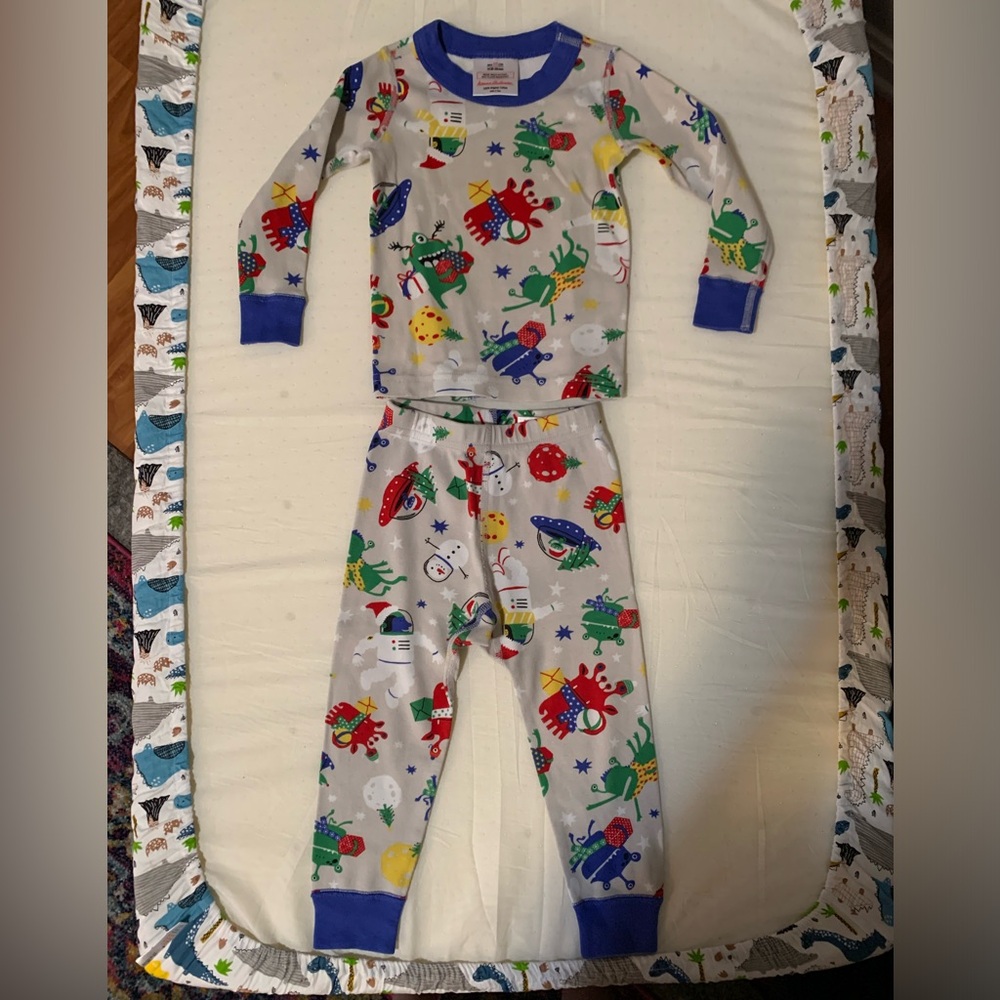 Hanna Andersson boys size 18-24 months holiday Christmas alien space monsters